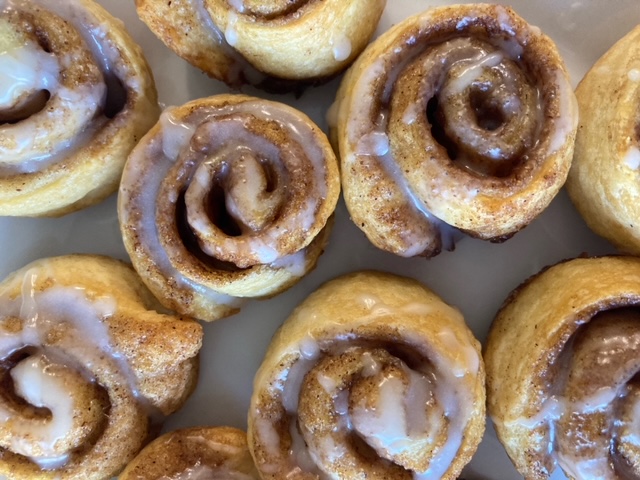 Easy Mini Cinnamon Rolls